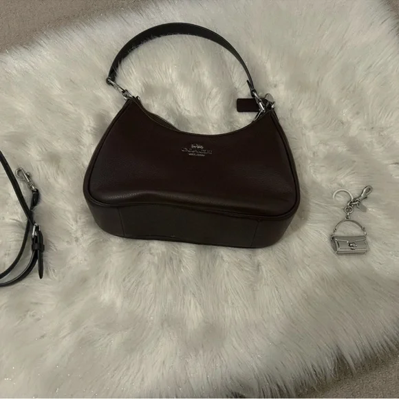 Coach Dark Brown Leather Shoulder Bag - Picture 4 of 6